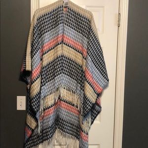 NWOT BCBGeneration Poncho